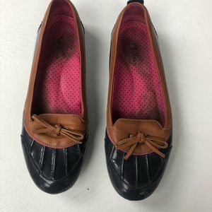 duck boot flats